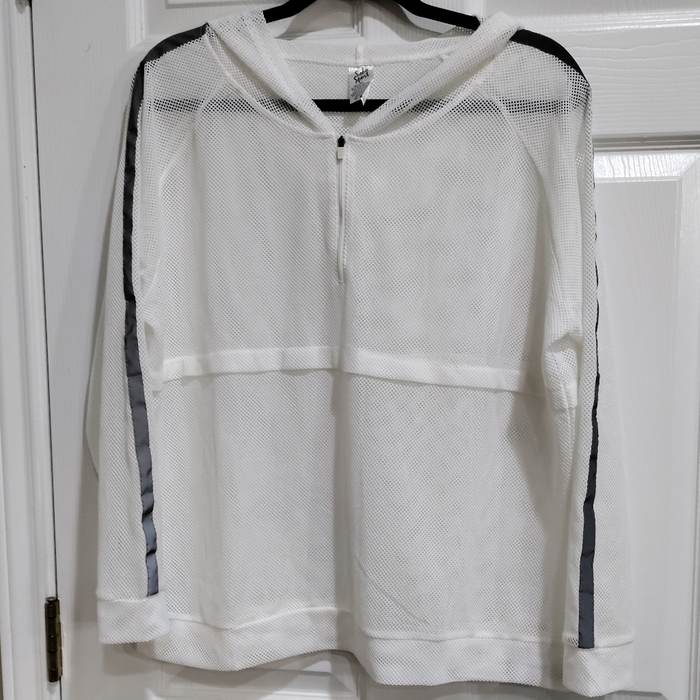 Soho sport white mesh pullover women's size XL